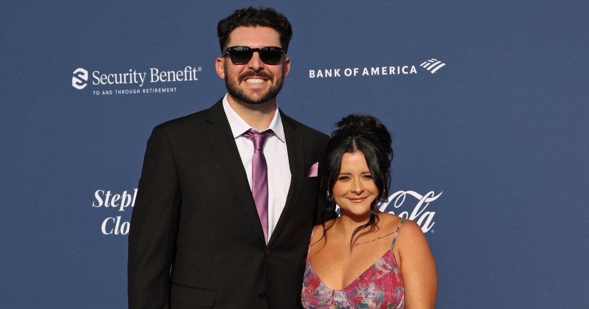 ¿Quién es el lanzador de los Dodgers Alex Vesias, embarazada conoce a Kayla Vesia?