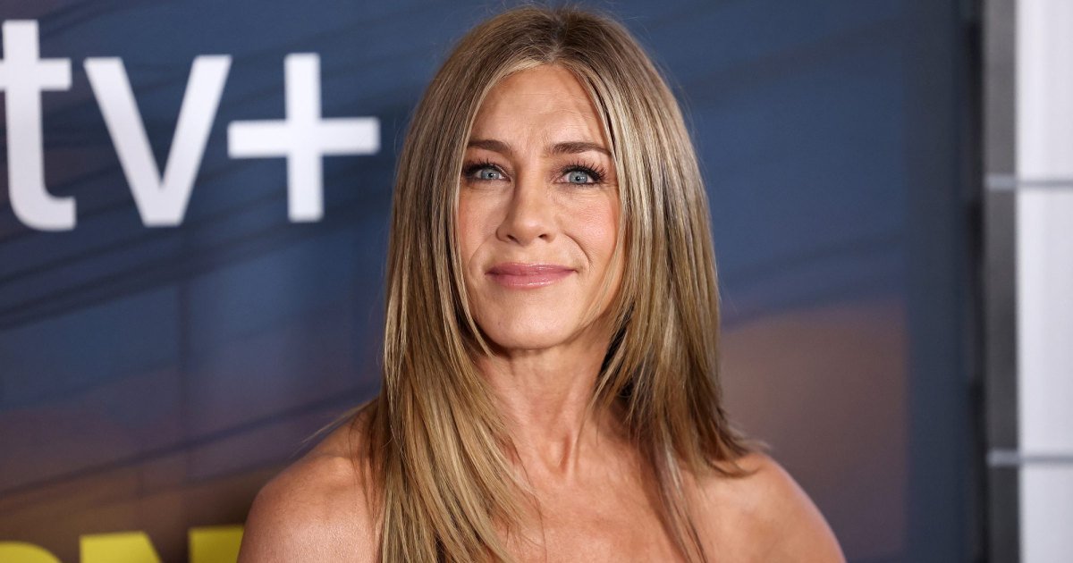 NUEVA YORK, NUEVA YORK - 09 DE SEPTIEMBRE: Jennifer Aniston asiste