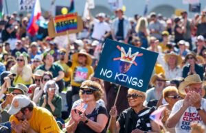 Sigamos la dinámica de las tertulias “No Reyes”