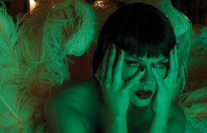 Los fanáticos de Taylor Swift piensan que la vida de un showgirl es el álbum hermana de la reputación