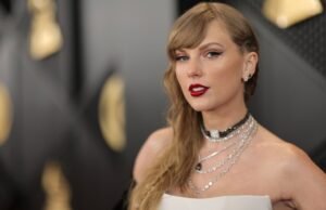 El lápiz labial rojo exacto de Taylor Swift finalmente está a la venta