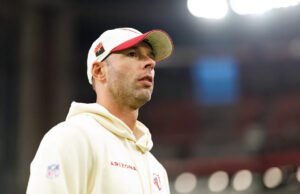 El entrenador de los Cardinals, Jonathan Gannon, finaliza la conferencia de prensa con un salvaje recordatorio de Michael Vick