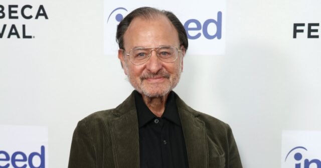 fisher-stevens-2219398728.jpg