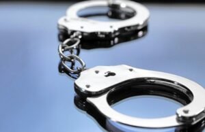 Las autoridades descubren una operación de armas fantasma en el apartamento de Campbell