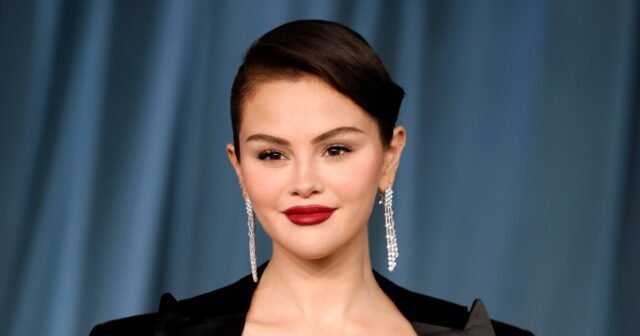 selena-gomez-2242113935.jpg