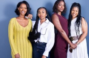 JAJA El trenzado de cabello africano habla de humor, problemas políticos