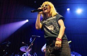 Hayley Williams: Morgan Wallen es el “Racist Country Singer” de la canción