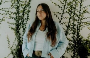 Gigi Pérez sobre “Sailor Song”, la religión y la música de su juventud