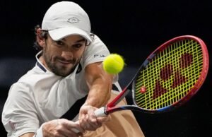 Vacherot se clasificó para cuartos de final del Masters de París tras vencer a Norrie