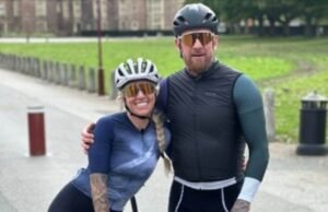 Revelado: el héroe olímpico Sir Bradley Wiggins está saliendo con un ciclista estadounidense e influyente en las redes sociales que lo ayudó a reavivar su amor por el deporte.