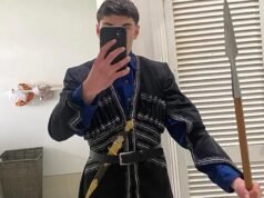 Revelada la identidad de un joven de 20 años acusado de intento de asesinato de un policía novato con SPEAR y SWORD