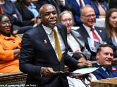 El viceprimer ministro David Lammy dice que debería dimitir si no revela hechos clave sobre las meteduras de pata en la liberación de prisioneros
