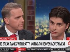 La oveja negra de CNN, Scott Jennings, critica en vivo a un joven demócrata cuyos padres son MUY famosos.