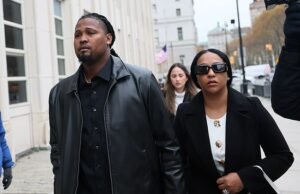 La estrella de la MLB Luis Ortiz se declara inocente de arreglar el tono mientras su compañero está a su lado en el tribunal de Brooklyn