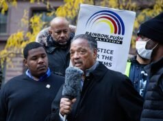 Líder de derechos civiles, reverendo Jesse Jackson, hospitalizado en Chicago
