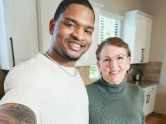 La “abuela de Acción de Gracias” y el joven al que accidentalmente invitó a cenar por mensaje de texto para pasar sus décimas vacaciones juntos