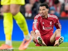 El Liverpool sufre un duro golpe que agrava la miseria mientras el fichaje de verano cojea ante el PSV