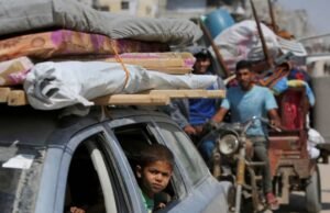 Cientos de habitantes de Gaza evacuados de la Franja de Gaza para recibir atención médica