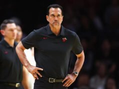 El entrenador del Heat, Erik Spoelstra, agradecido por el apoyo “absolutamente notable” después del incendio de su casa