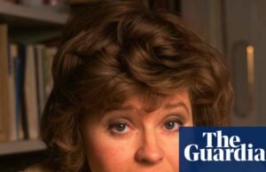 Carta: Obituario de Prunella Scales | Escena