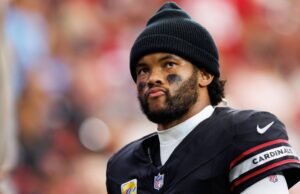 Cardenales colocan al mariscal de campo Kyler Murray en IR por lesión en el pie