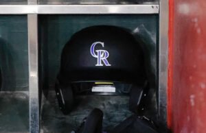 Paul DePodesta de los Browns regresa a la MLB como jefe de operaciones de béisbol de los Rockies