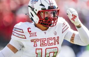 Jacob Rodríguez posa como Heisman en la victoria de Texas Tech