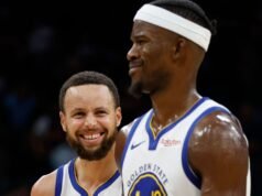 Los Warriors se reagrupan después de una derrota aplastante y aprovechan el 46 de Curry contra los Spurs