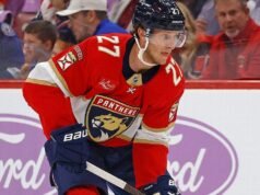 Panthers declaran fuera a Eetu Luostarinen tras ‘accidente en barbacoa’