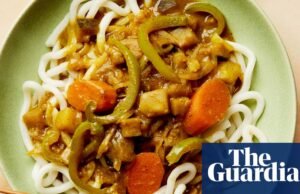 Noche de fideos: receta de Emiko Davies para curry udon de verduras | Alimento
