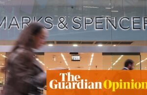 Fui a una inauguración de M&S y había mucha gente. ¿Por qué la gente es tan rara con las tiendas? | Zoé Williams