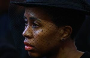 La hija del ex presidente insepulto de Zambia pierde su escaño en el parlamento