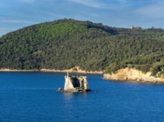 Esta pequeña isla en el Golfo de los Poetas de Italia es una atracción oculta para los amantes de la historia.