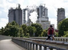 Expertos alemanes critican los planes de gasto y recortan las previsiones del PIB