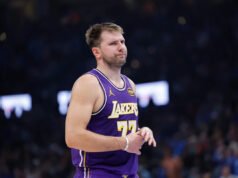 Luka Dončić ‘centrándose en los Lakers’ después del despido de Nico Harrison por parte de los Mavericks y la derrota aplastante ante el Thunder
