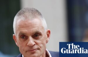 ¿Está el sucesor de Tim Davie en la BBC frente al acantilado de cristal? | bbc