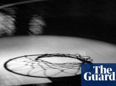 El jugador de baloncesto de Connors State College, Ethan Dietz, muere tras sufrir una lesión en la cabeza durante un partido | baloncesto universitario