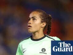 Mary Fowler denuncia trato racista en club francés tras recibir plátanos en lugar de flores como regalo de despedida | matilde