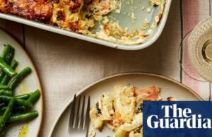 Trucha ahumada gratinada y asada en vino caliente: recetas de patatas de Poppy O’Toole | Alimento