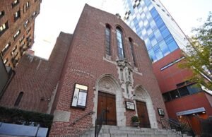 Un juez independiente libera a otro reincidente violento sin hogar