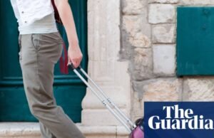 ¿Es usted una de las cada vez más numerosas mujeres que se van solas de vacaciones? Nos encantaría saber de usted | Viaje