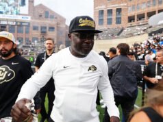 Se informa que Marshall Faulk, miembro del Salón de la Fama, fue contratado como entrenador en jefe de Southern University