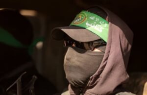 Terrorista de Hamás se entrega a las FDI tras cruzar la Línea Amarilla en Gaza