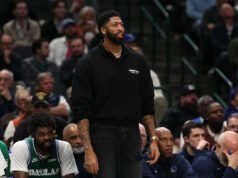 El propietario de los Mavericks, Patrick Dumont, suspende el regreso de Anthony Davis luego de una distensión en la pantorrilla: informe