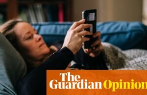 Por supuesto, la gente te habla de noches de insomnio. Pero ¿por qué nadie menciona qué es un grupo de WhatsApp para padres? | Sean Szeps