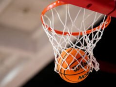 El jugador de baloncesto JUCO de Oklahoma, Ethan Dietz, muere después de una lesión en la cabeza durante un juego