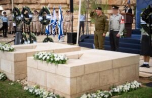 Zamir parece atacar al gobierno en un evento conmemorativo de Ben-Gurion