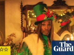 Revisión de Christmas Karma: la adaptación de Dickens tiene tanto espíritu navideño como una rata muerta en ponche de huevo | Película