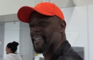 Blair Underwood dice que cría una manada de bisontes como si fuera ganado