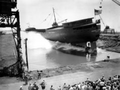 El 10 de noviembre, una tormenta envía un carguero al fondo del lago Superior